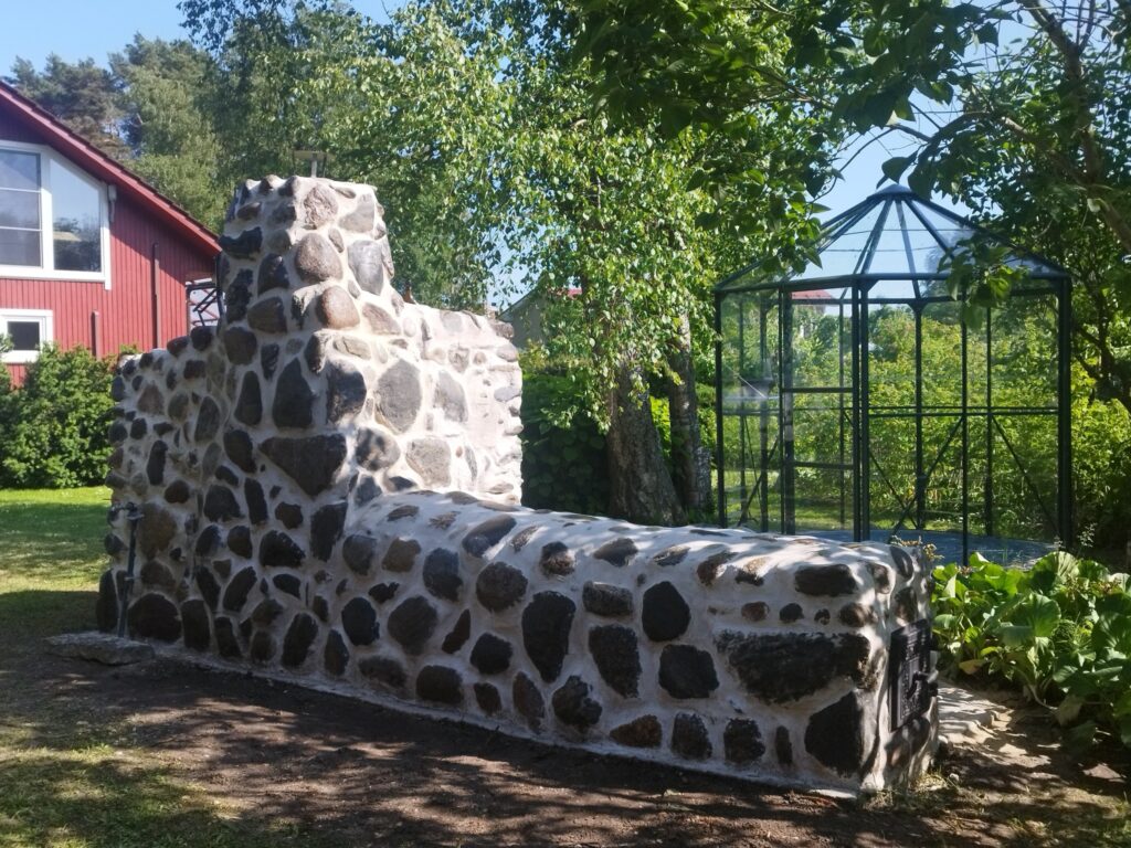 maakividest suitsuahi